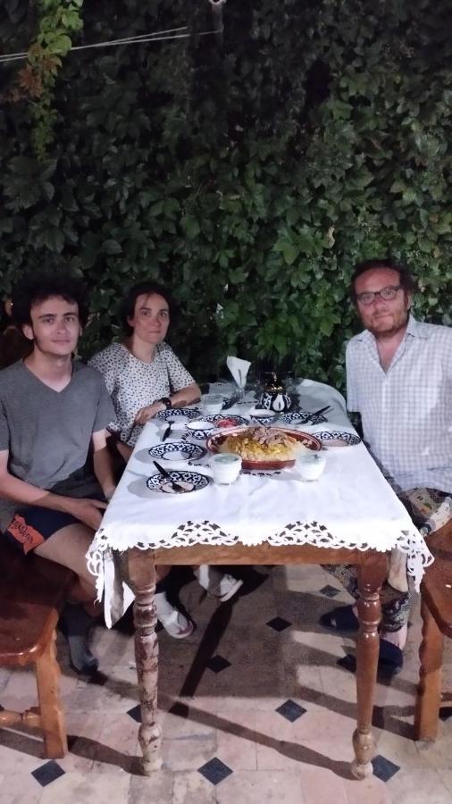 Fayz Guest House Samarkand Buitenkant foto